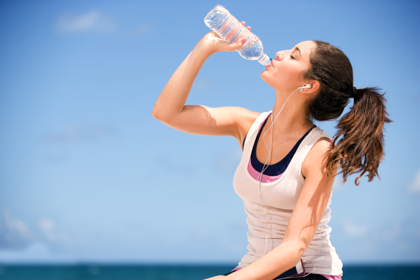 Как ускорить метаболизм: питание, вода и движение