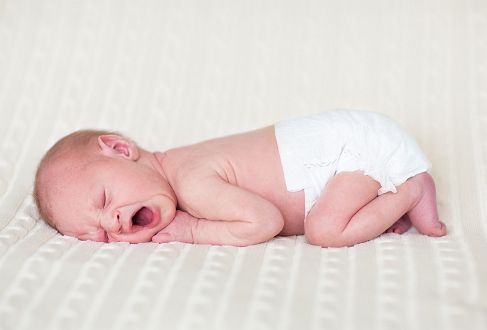 Как бороться с коликами у новорожденных - практическое руководство