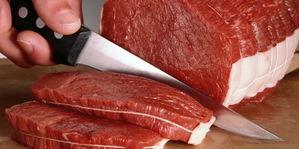 Деликатесное мясо лося: его польза и вред для организма человека, советы по приготовлению и употреблению