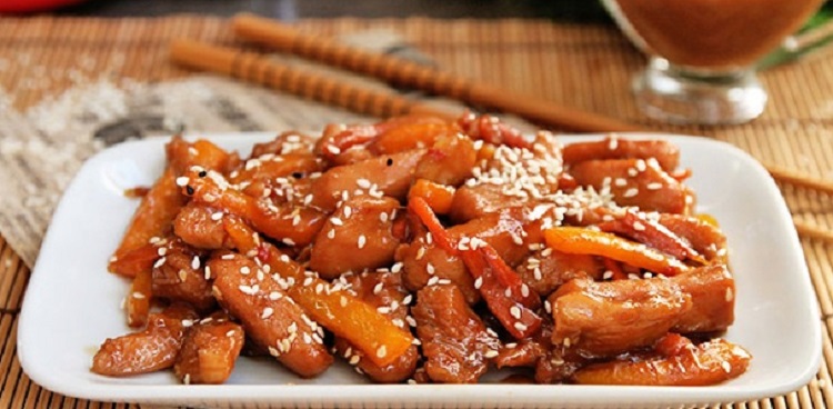 «Король азиатской кухни» — соевый соус, обсудим его пользу и вред для нашего здоровья