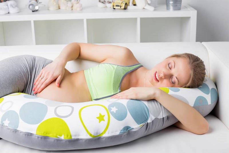 Выбор подушек для беременных: особенности покупки
